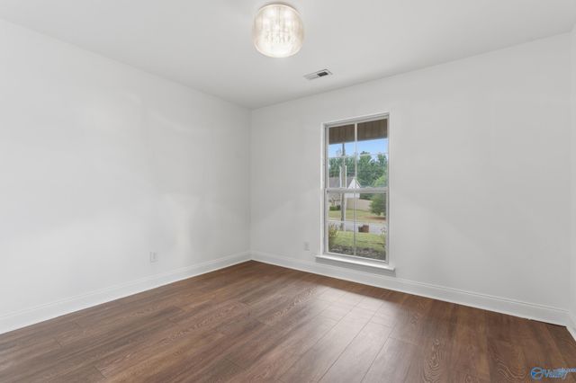 132 Bridge Crest Drive, Harvest, AL 35749
