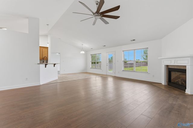 132 Bridge Crest Drive, Harvest, AL 35749