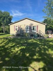 10083 S Lewis Road, Millington, MI 48746