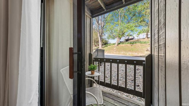 9006 S Pointe Ridge Ln Unit 4, Bloomington, IN 47401