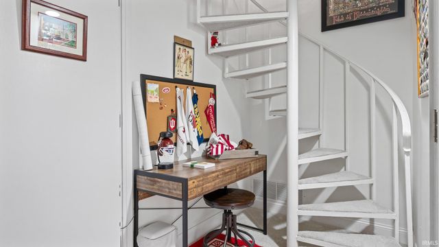 9006 S Pointe Ridge Ln Unit 4, Bloomington, IN 47401