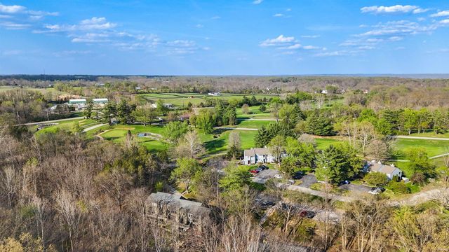 9006 S Pointe Ridge Ln Unit 4, Bloomington, IN 47401