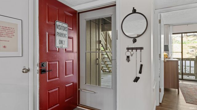 9006 S Pointe Ridge Ln Unit 4, Bloomington, IN 47401