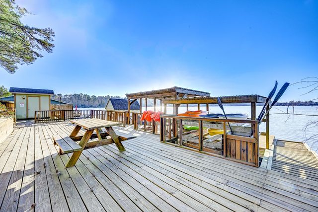 430 Dogwood Lane W, Crockett, TX 75835