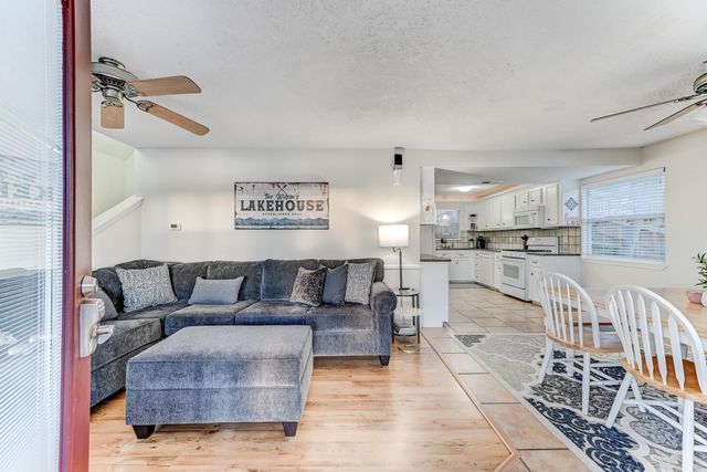 430 Dogwood Lane W, Crockett, TX 75835