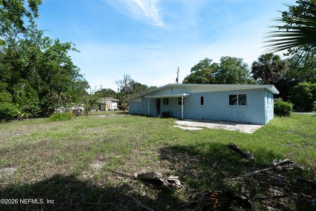 8988 CASTLE Boulevard, Jacksonville, FL 32208