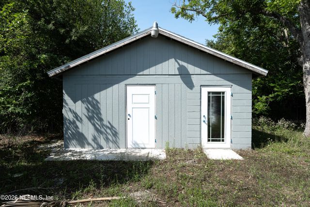 8988 CASTLE Boulevard, Jacksonville, FL 32208