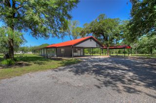 71 Bird Farm Road, Huntsville, TX 77320