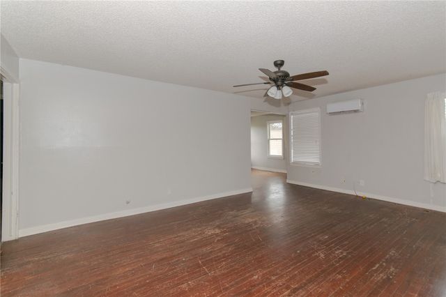 3551 Austin St, Corpus Christi, TX 78411