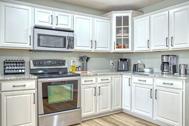 715 Stoneybrook Ct, Cookeville, TN 38506