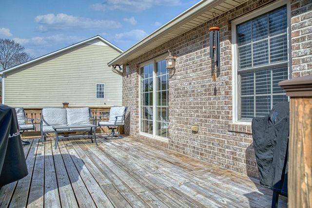 715 Stoneybrook Ct, Cookeville, TN 38506