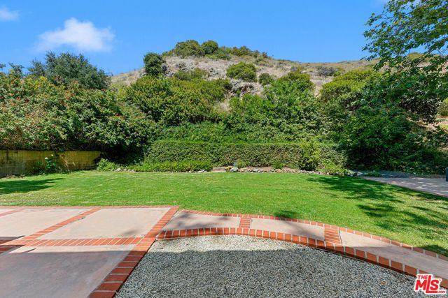 30601 Sicomoro Drive, Malibu, CA 90265