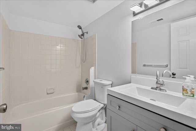 23 WESTWINDS DR, West Windsor, NJ 08550