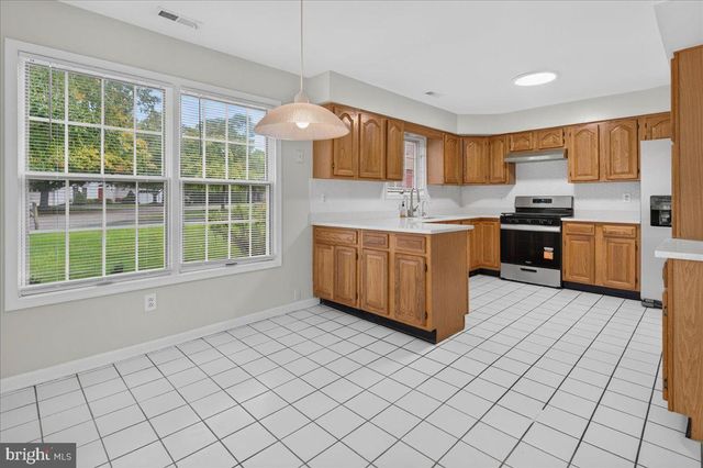 23 WESTWINDS DR, West Windsor, NJ 08550