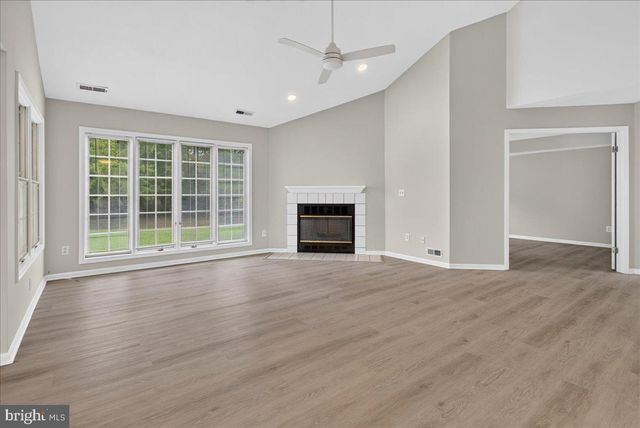 23 WESTWINDS DR, West Windsor, NJ 08550