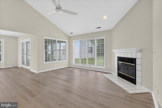 23 WESTWINDS DR, West Windsor, NJ 08550