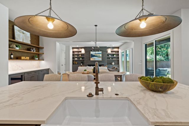 5408 Montview ST, Austin, TX 78756