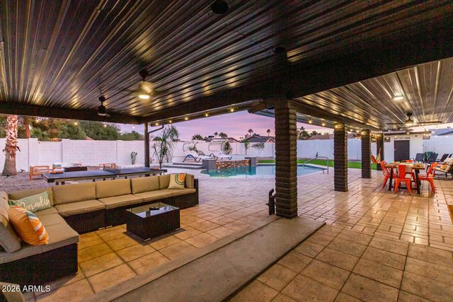 2501 N CHOLLA Street, Chandler, AZ 85224