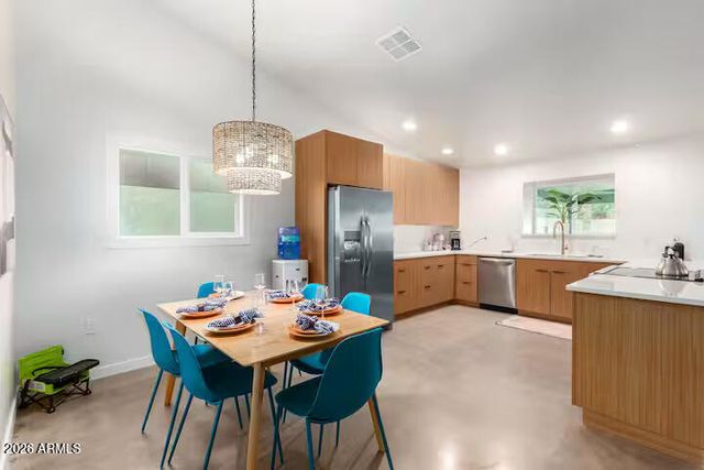 2501 N CHOLLA Street, Chandler, AZ 85224