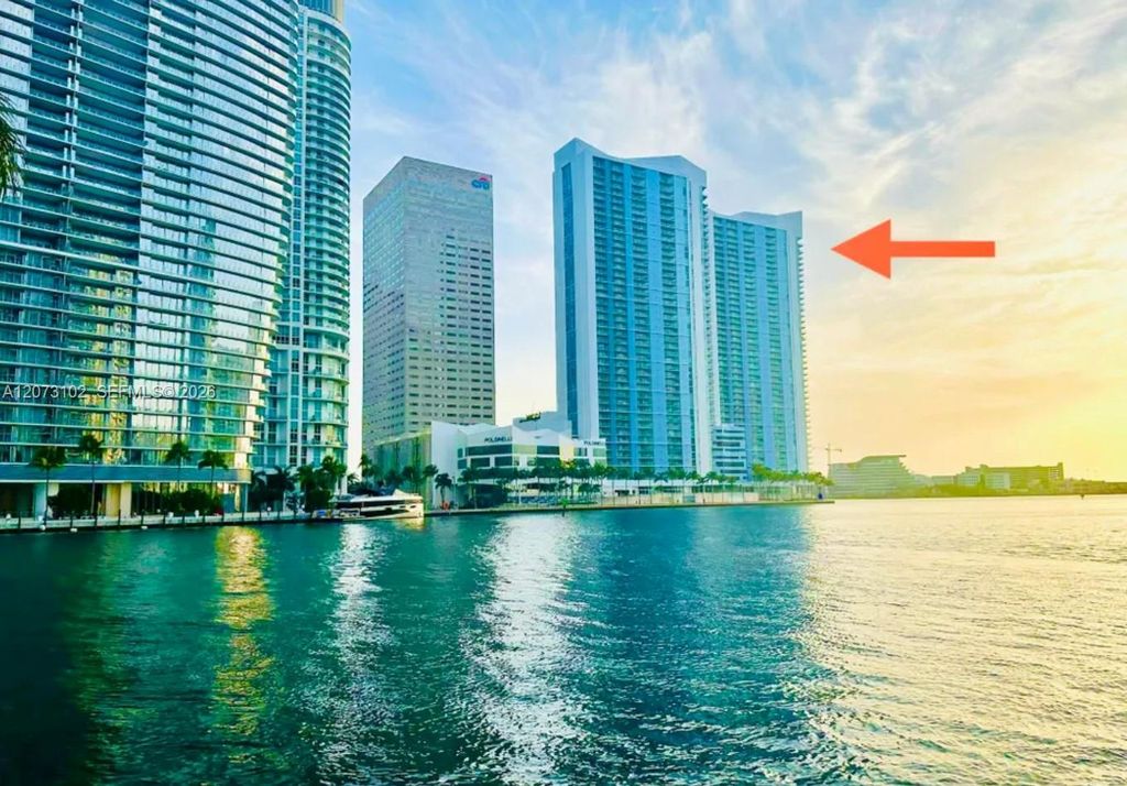 335 S Biscayne Boulevard 3706, Miami, FL 33131