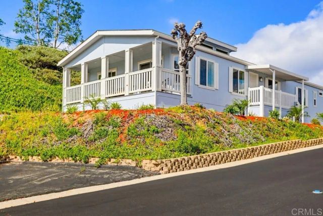 525 W El Norte Parkway 348, Escondido, CA 92026