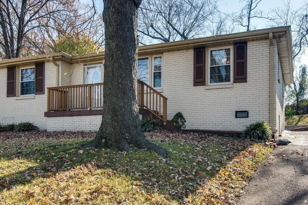 126 Tallwood Dr, Nashville, TN 37211