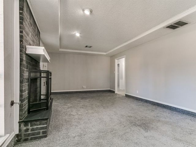 300 Woodside Drive, Norman, OK 73071