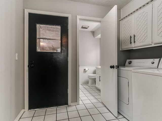 300 Woodside Drive, Norman, OK 73071
