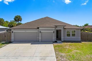 431 Fillmore Avenue NE, Palm Bay, FL 32907