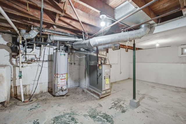 3128 Indian Road, Davenport, IA 52802