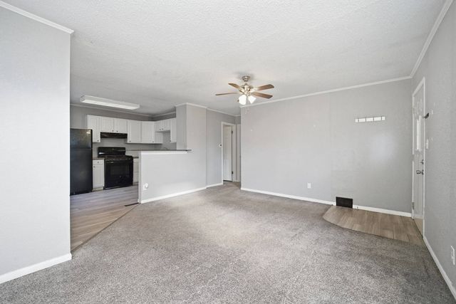 3128 Indian Road, Davenport, IA 52802