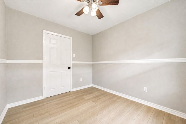 2614 7th Avenue N, Texas City, TX 77590