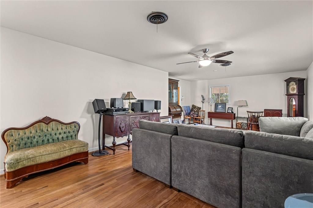 269 Hillcrest Drive, Mobile, AL 36609 — photo 3