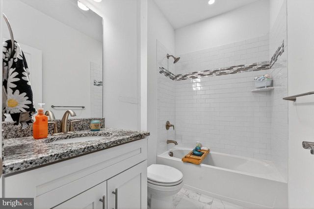 208 PRESTIGE RD, Brick, NJ 08723