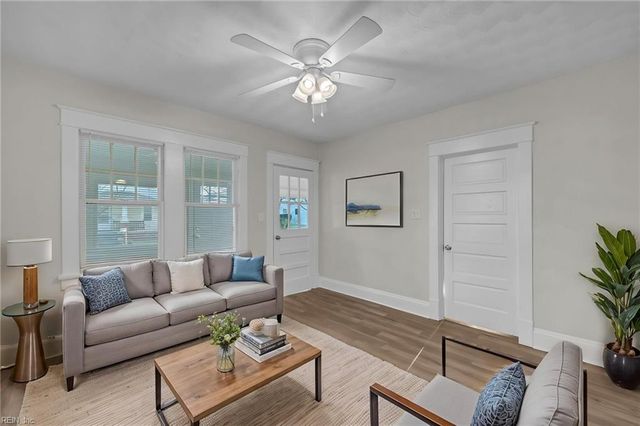 915 McKinley AVE, Chesapeake, VA 23324