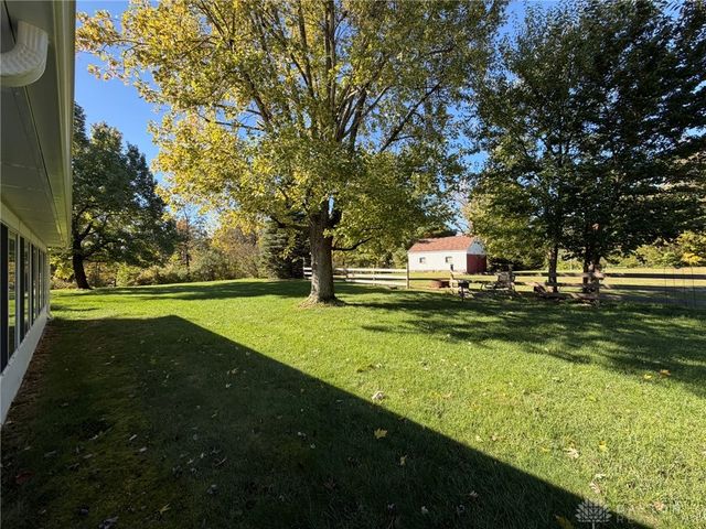 1441 S Dixie Drive, Vandalia, OH 45377