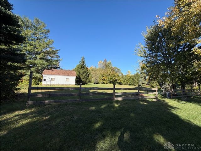 1441 S Dixie Drive, Vandalia, OH 45377