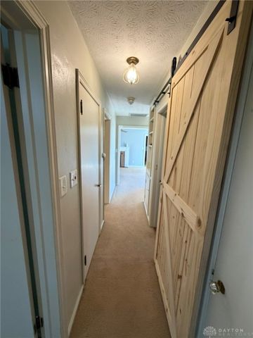 1441 S Dixie Drive, Vandalia, OH 45377