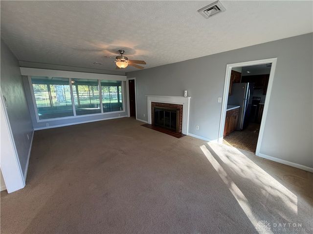 1441 S Dixie Drive, Vandalia, OH 45377