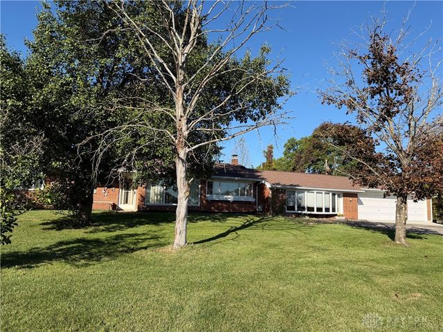 1441 S Dixie Drive, Vandalia, OH 45377