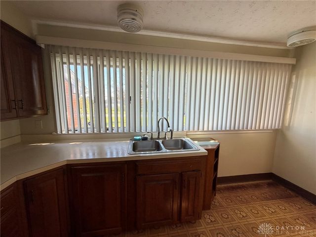 1441 S Dixie Drive, Vandalia, OH 45377