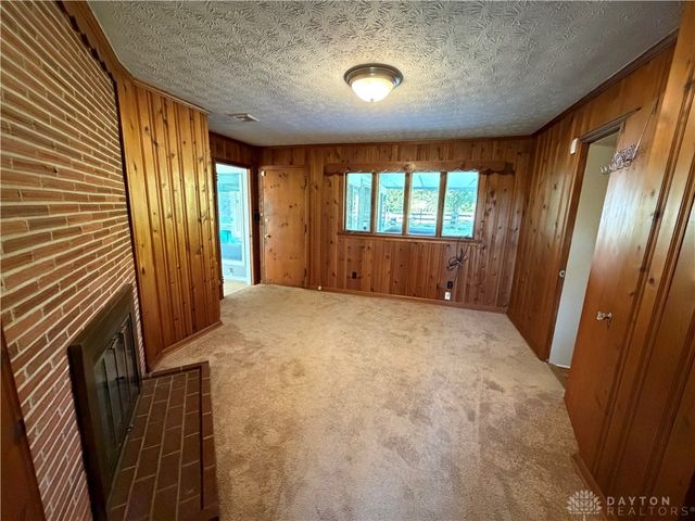 1441 S Dixie Drive, Vandalia, OH 45377