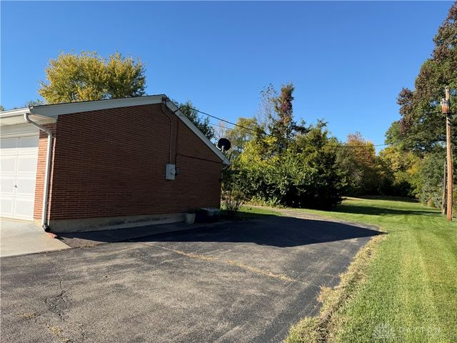 1441 S Dixie Drive, Vandalia, OH 45377
