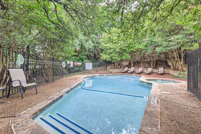 802 S 1st ST 215, Austin, TX 78704