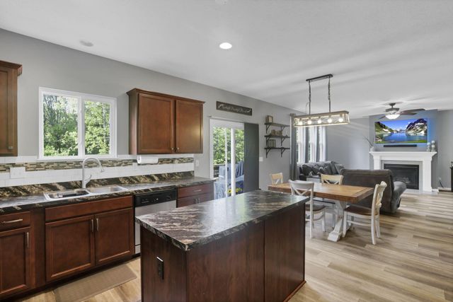 3986 Snowcreek Drive, Grove City, OH 43123