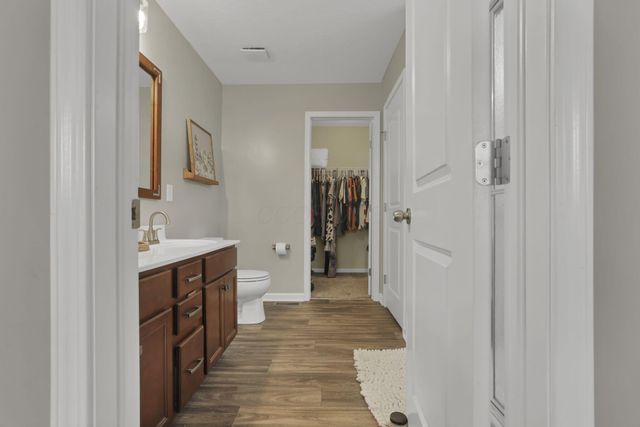 3986 Snowcreek Drive, Grove City, OH 43123