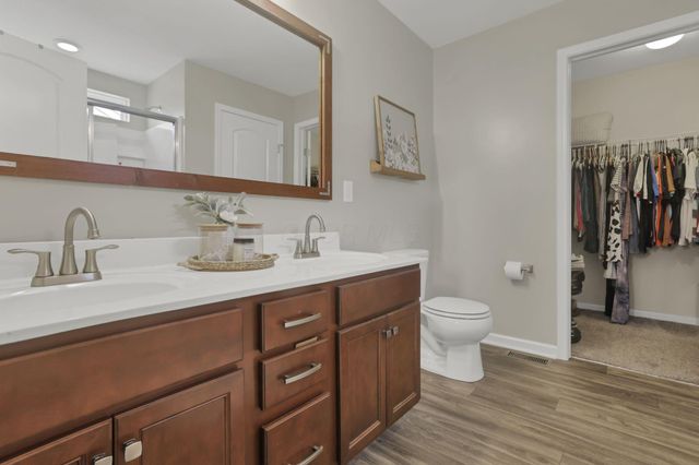 3986 Snowcreek Drive, Grove City, OH 43123