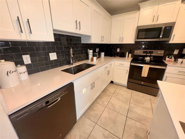 3150 PARADOX CIRCLE 406, Kissimmee, FL 34746