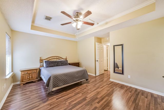 2723 Indian Mound Trail, Crosby, TX 77532