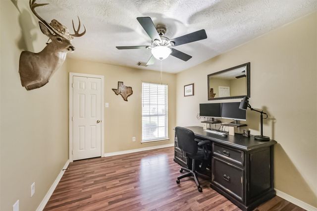 2723 Indian Mound Trail, Crosby, TX 77532